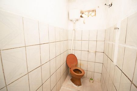 Casa 1 - Banheiro de casa para alugar com 5 quartos, 90m² em Vila Ramos, São Paulo