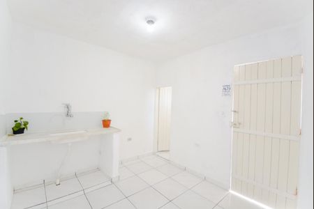 Casa para alugar com 1 quarto, 25m² em Jardim dos Pimentas, Guarulhos