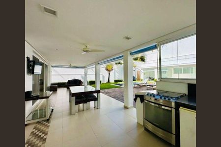 Casa à venda com 522m², 4 quartos e 3 vagas Casa à venda com 522m², 4 quartos e 3 vagasFoto 24