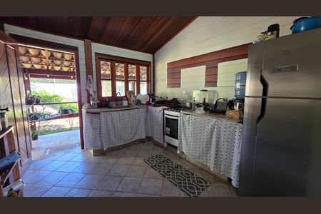 Casa de condomínio para alugar com 500m², 5 quartos e 4 vagas