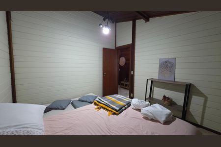 Casa de condomínio para alugar com 500m², 5 quartos e 4 vagas