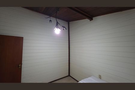 Casa de condomínio para alugar com 500m², 5 quartos e 4 vagas