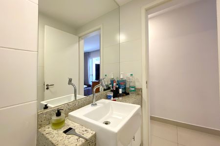 Apartamento à venda com 69m², 3 quartos e 2 vagas Apartamento à venda com 69m², 3 quartos e 2 vagasBanheiro