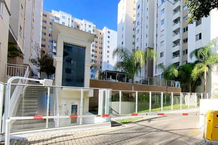 Apartamento à venda com 69m², 3 quartos e 2 vagas Apartamento à venda com 69m², 3 quartos e 2 vagasFachada