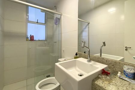 Apartamento à venda com 69m², 3 quartos e 2 vagas Apartamento à venda com 69m², 3 quartos e 2 vagasBanheiro