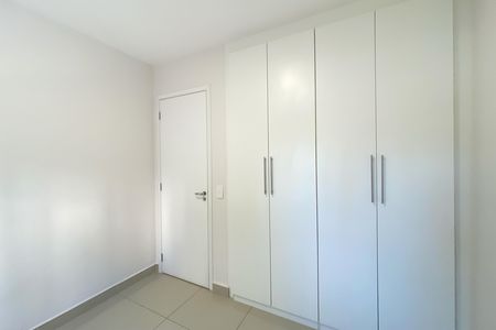 Apartamento à venda com 69m², 3 quartos e 2 vagas Apartamento à venda com 69m², 3 quartos e 2 vagasQuarto 2