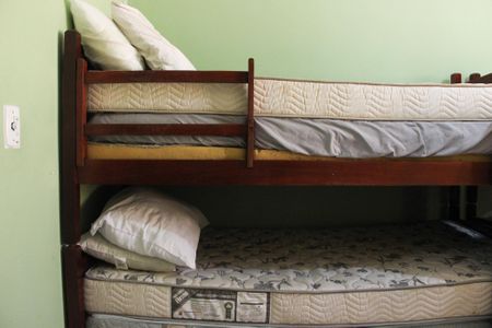 Casa de condomínio para alugar com 70m², 2 quartos e 1 vaga