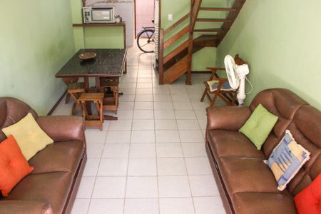 Casa de condomínio para alugar com 70m², 2 quartos e 1 vaga