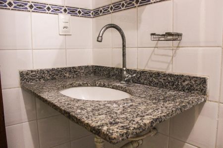 Casa de condomínio para alugar com 70m², 2 quartos e 1 vaga