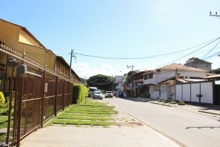Casa de condomínio para alugar com 70m², 2 quartos e 1 vaga