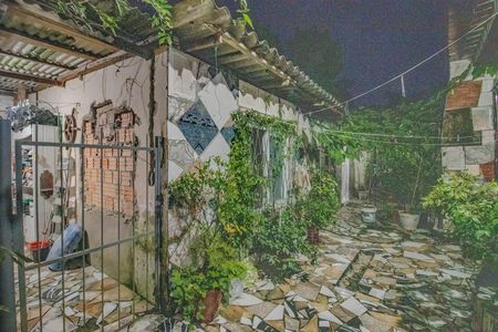 Casa à venda com 90m², 3 quartos e 5 vagasEdícula