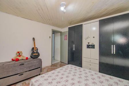 Casa à venda com 90m², 3 quartos e 5 vagasSuíte 1