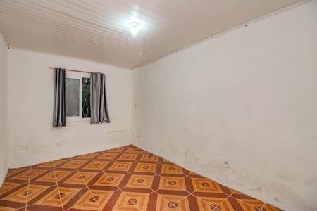 Casa à venda com 90m², 3 quartos e 5 vagasEdícula - Quarto