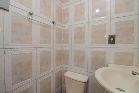 Casa à venda com 90m², 3 quartos e 5 vagasBanheiro Social