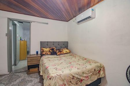 Casa à venda com 90m², 3 quartos e 5 vagasSuíte 2