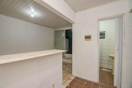 Casa à venda com 90m², 3 quartos e 5 vagasEdícula - Cozinha