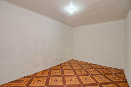 Casa à venda com 90m², 3 quartos e 5 vagasEdícula - Quarto