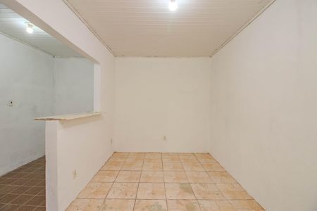 Casa à venda com 90m², 3 quartos e 5 vagasEdícula - Sala