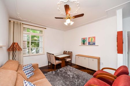 Apartamento para alugar com 84m², 3 quartos e 1 vagaSala