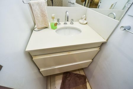 Apartamento para alugar com 84m², 3 quartos e 1 vagaLavabo