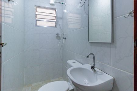 Casa para alugar com 50m², 1 quarto e sem vaga Casa para alugar com 50m², 1 quarto e sem vagaBanheiro