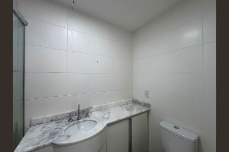 Apartamento para alugar com 76m², 3 quartos e 1 vaga Apartamento para alugar com 76m², 3 quartos e 1 vagaBanheiro suíte