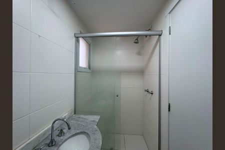 Apartamento para alugar com 76m², 3 quartos e 1 vaga Apartamento para alugar com 76m², 3 quartos e 1 vagaBanheiro