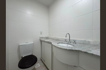 Apartamento para alugar com 76m², 3 quartos e 1 vaga Apartamento para alugar com 76m², 3 quartos e 1 vagaBanheiro