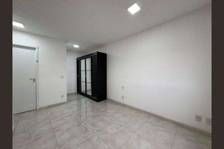 Apartamento para alugar com 76m², 3 quartos e 1 vaga Apartamento para alugar com 76m², 3 quartos e 1 vagaSuíte