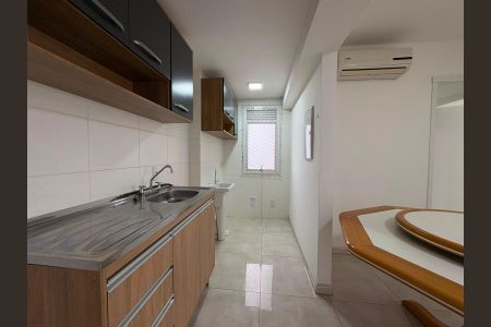 Apartamento para alugar com 76m², 3 quartos e 1 vaga Apartamento para alugar com 76m², 3 quartos e 1 vagaCozinha - Armários
