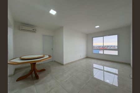 Sala de apartamento para alugar com 3 quartos, 76m² em Marechal Rondon, Canoas