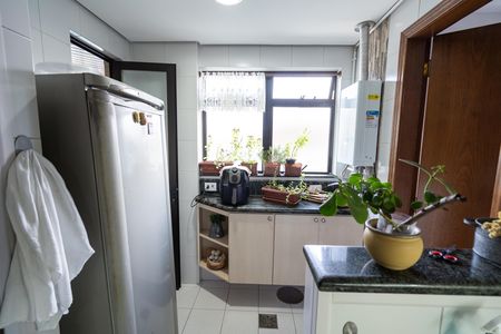 Apartamento à venda com 137m², 3 quartos e 2 vagas Apartamento à venda com 137m², 3 quartos e 2 vagasCozinha