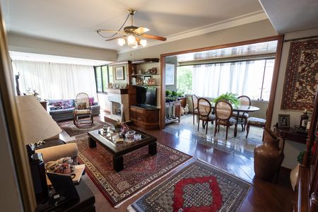 Apartamento à venda com 137m², 3 quartos e 2 vagas Apartamento à venda com 137m², 3 quartos e 2 vagasSala