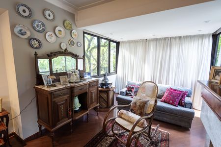 Apartamento à venda com 137m², 3 quartos e 2 vagas Apartamento à venda com 137m², 3 quartos e 2 vagasSala