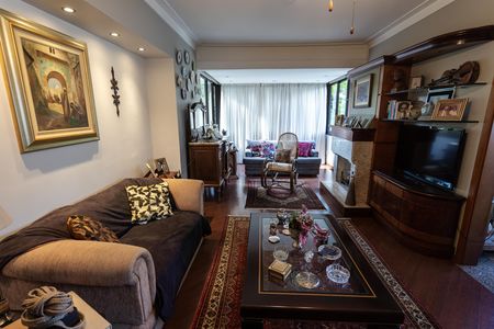 Apartamento à venda com 137m², 3 quartos e 2 vagas Apartamento à venda com 137m², 3 quartos e 2 vagasSala