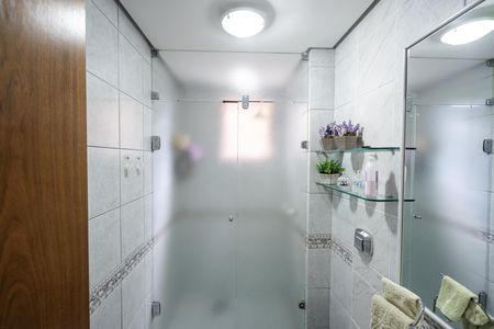 Apartamento à venda com 137m², 3 quartos e 2 vagas Apartamento à venda com 137m², 3 quartos e 2 vagasBanheiro