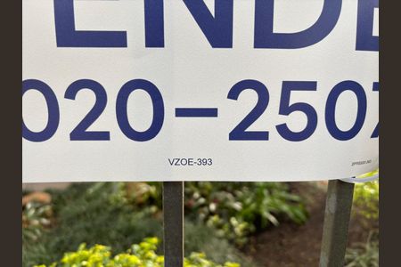 Apartamento à venda com 137m², 3 quartos e 2 vagas Apartamento à venda com 137m², 3 quartos e 2 vagasPlaquinha Instalada código VZOE-393