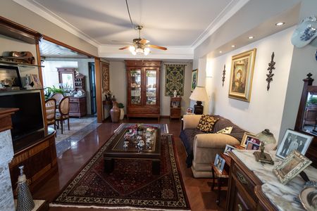 Apartamento à venda com 137m², 3 quartos e 2 vagas Apartamento à venda com 137m², 3 quartos e 2 vagasSala