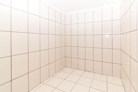 Quarto de Serviço de casa à venda com 2 quartos, 110m² em Veleiros, São Paulo