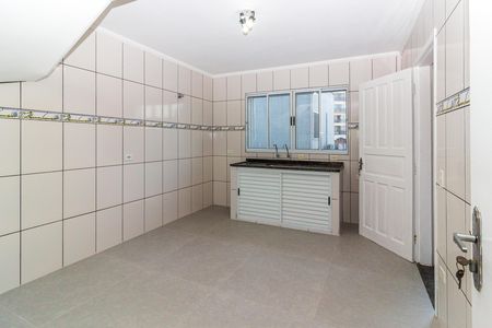 Cozinha de casa à venda com 2 quartos, 110m² em Veleiros, São Paulo