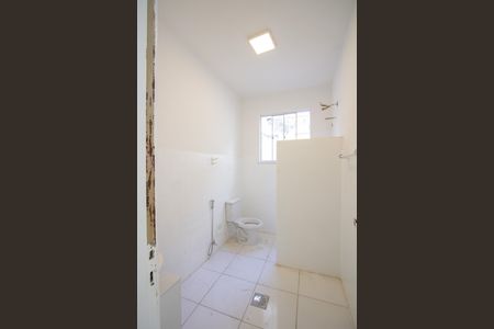 Banheiro de apartamento para alugar com 2 quartos, 79m² em Alcantara, São Gonçalo