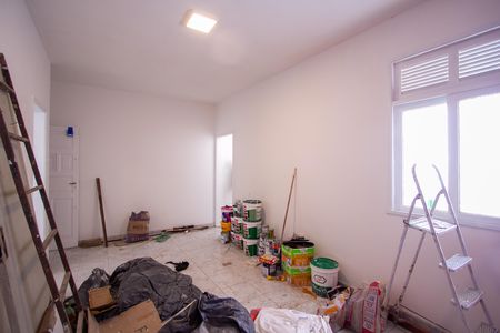 Sala de apartamento para alugar com 2 quartos, 79m² em Alcantara, São Gonçalo