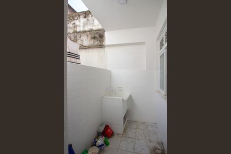 Área de Serviço de apartamento para alugar com 2 quartos, 79m² em Alcantara, São Gonçalo