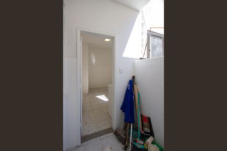 Área de Serviço de apartamento para alugar com 2 quartos, 79m² em Alcantara, São Gonçalo