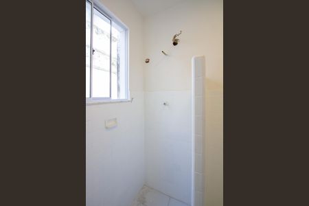 Banheiro de apartamento para alugar com 2 quartos, 79m² em Alcantara, São Gonçalo