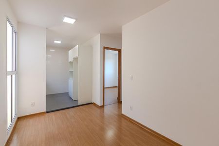 Sala de apartamento à venda com 2 quartos, 44m² em Cavalhada, Porto Alegre