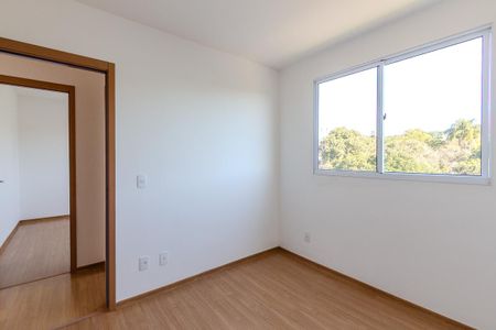 Quarto 1 de apartamento à venda com 2 quartos, 44m² em Cavalhada, Porto Alegre
