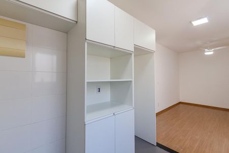 Apartamento à venda com 44m², 2 quartos e 1 vagaCozinha e Área de Serviço