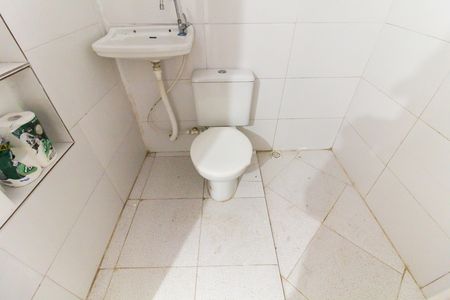 Banheiro de kitnet/studio para alugar com 1 quarto, 49m² em Vila Progresso (zona Leste), São Paulo