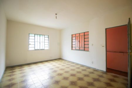 Sala de casa para alugar com 2 quartos, 10m² em Vila Três, São Gonçalo